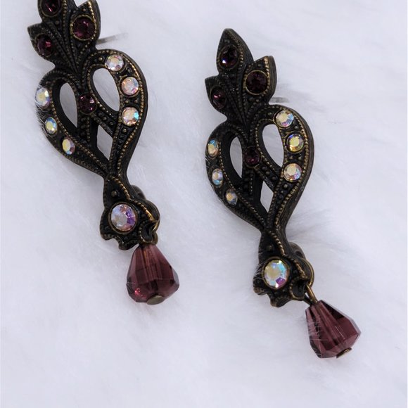 Sweet Romance  purple bead and rhinestone necklace and pierced earrings - Picture 3 of 6